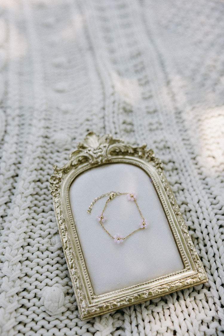 Little Girls Daisy Chain Bracelet (Adjustable) Simply Korena