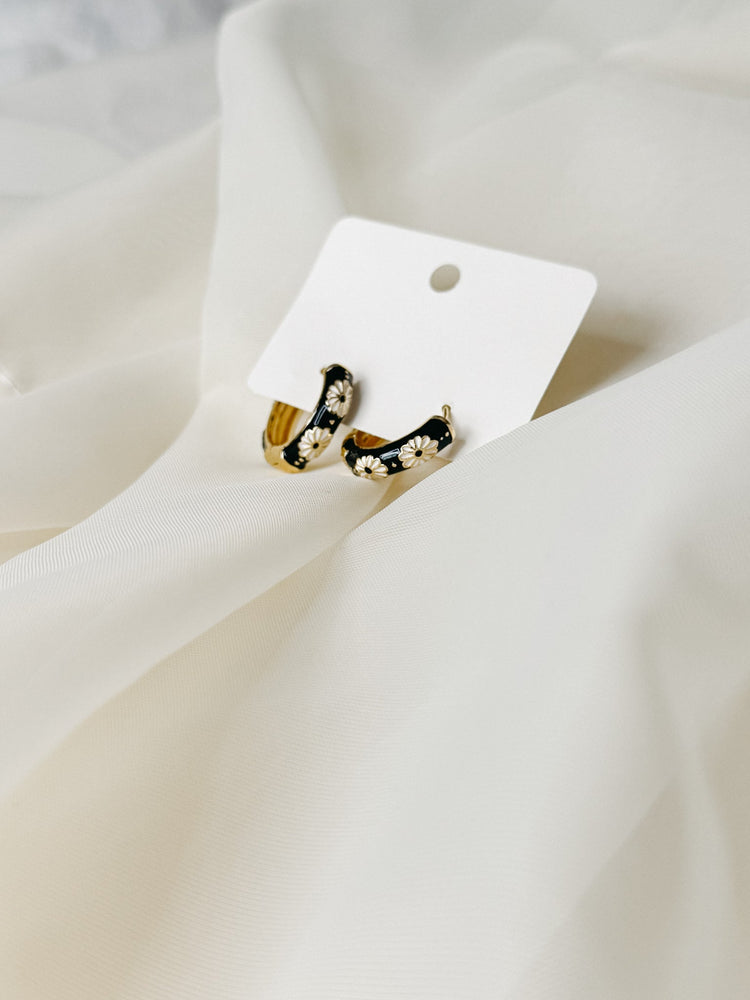 Meadow Earrings Simply Korena