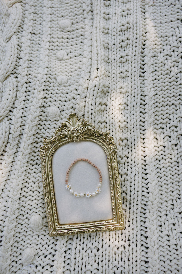 Pearl & Daisy Mommy and Me Bracelet Set Simply Korena