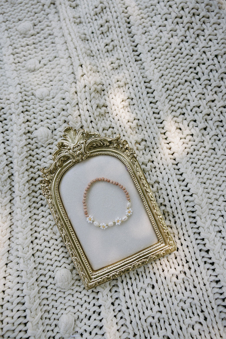 Pearl & Daisy Mommy and Me Bracelet Set Simply Korena