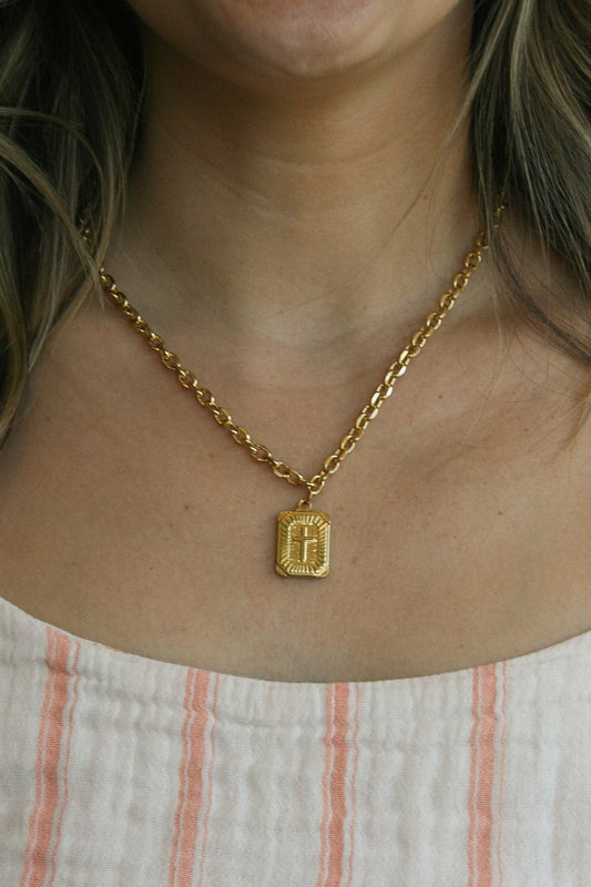 Steadfast – Chunky Cross Necklace Simply Korena