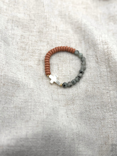 Everstead – Mixed Bead Pearl Cross Bracelet | Handmade Faith Jewelry Simply Korena