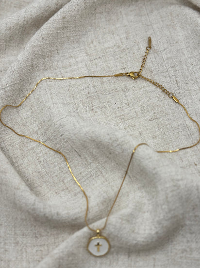 Haven White Coin Cross Necklace – Tarnish-Free 18" Dainty Rope Chain Simply Korena