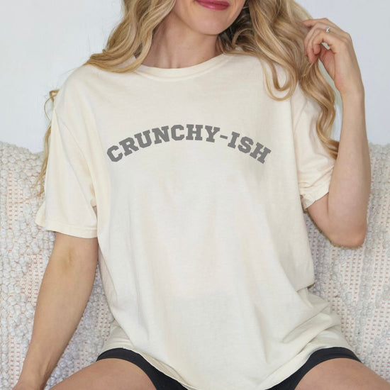 Crunchy-ish Mama Tee – Comfort Colors Natural Living Shirt Printify
